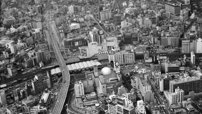 渋谷駅東口